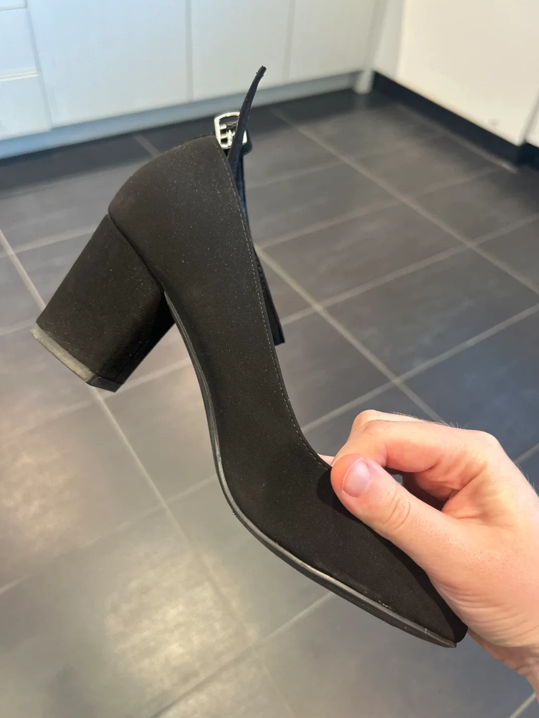 Black Heels image indicator(4)