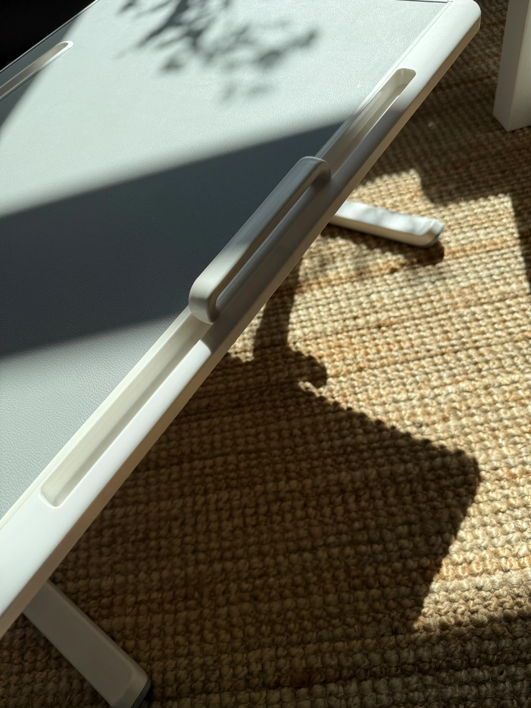 Laptop Bed Tray Desk, SAIJI Adjustable Laptop Stand for Bed - photo 4