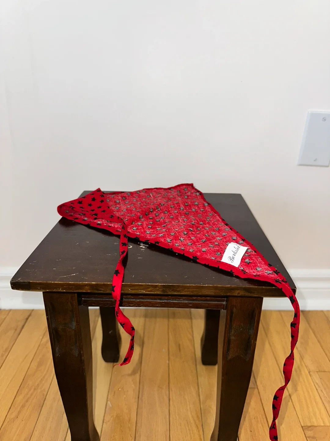 Red & Black Star Print Bandana 🧡 image indicator(2)