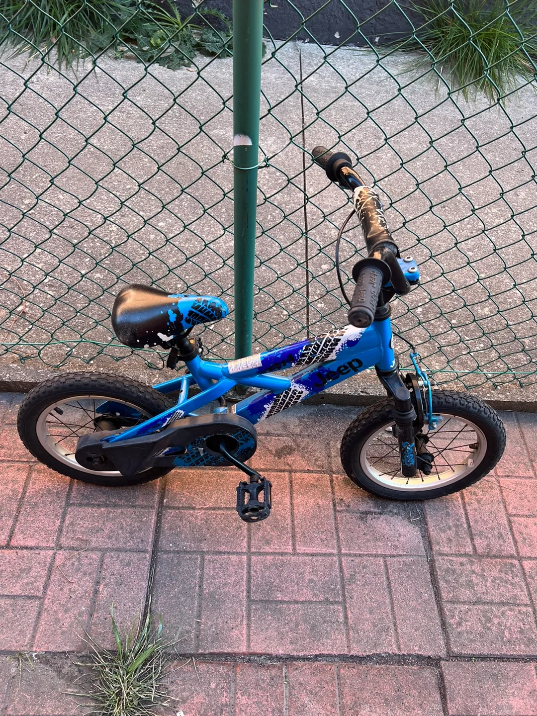 Jeep Kids Bike, Blue image indicator(2)