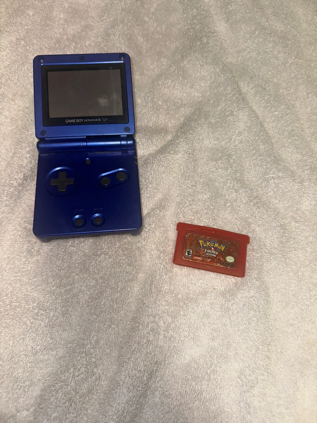 Blue Game Boy Advance SP + Pokemon FireRed🧡