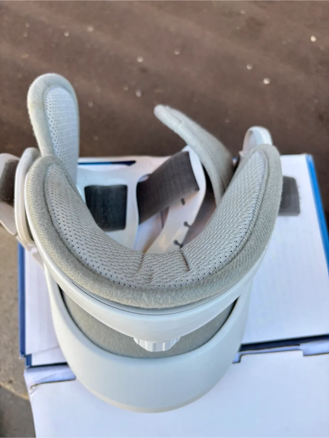 Cervical Collar - Universal Size image indicator(2)