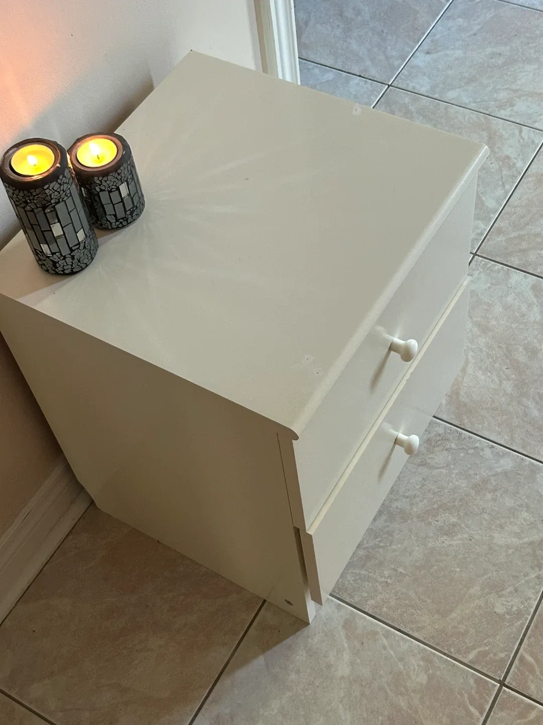 One night table with 2-Drawers image indicator(2)