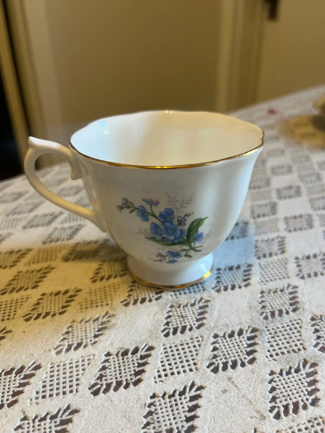 Royal Albert Forget Me Not Bone China Teacup thumbnail
