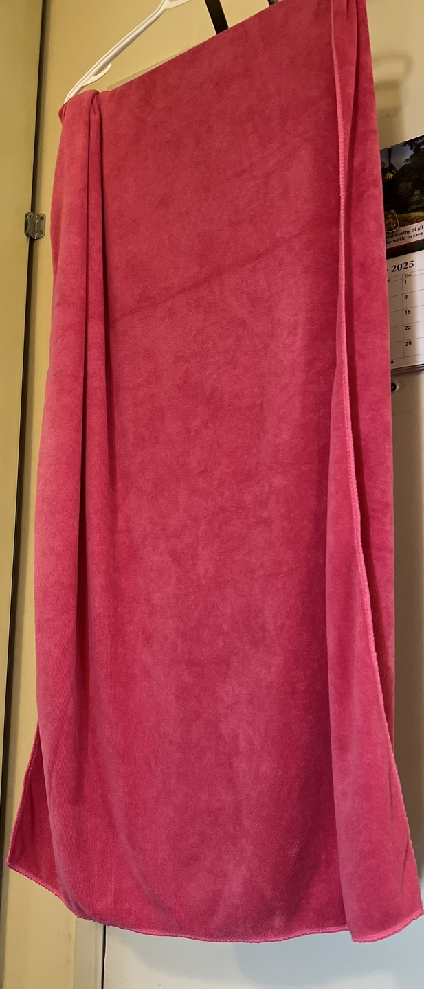 Brand New-Pink Microfiber Towel - photo 2