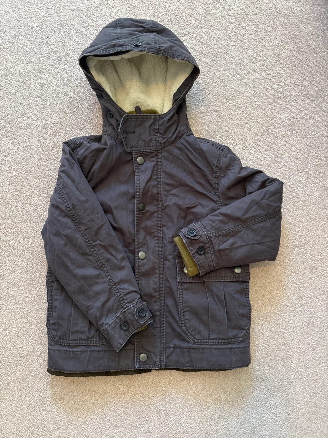 Gap kids hooded  jacket size(small 6-7) image indicator(5)