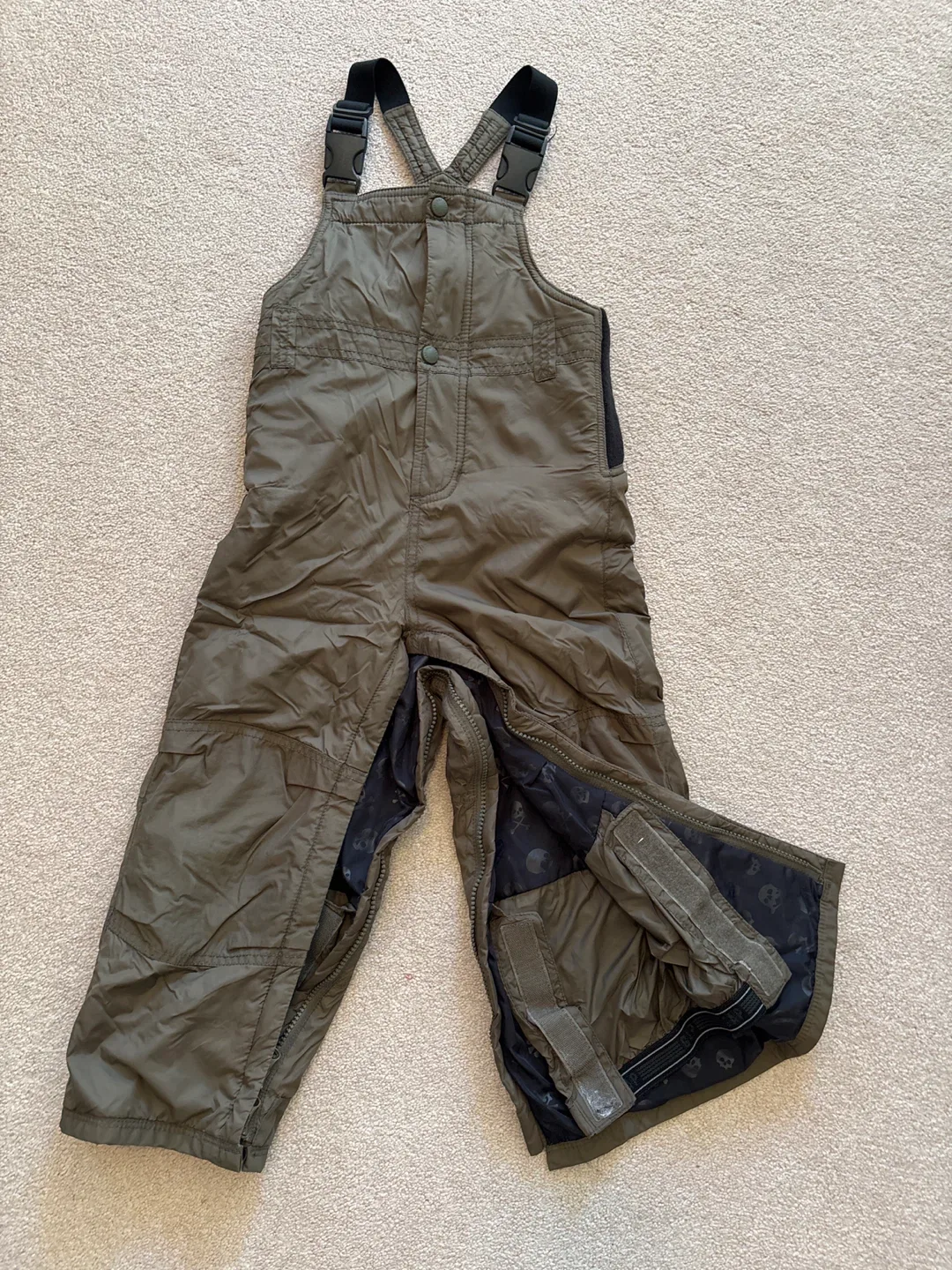 Baby gap Snow Pants Olive Green (toddler size 4) image indicator(2)