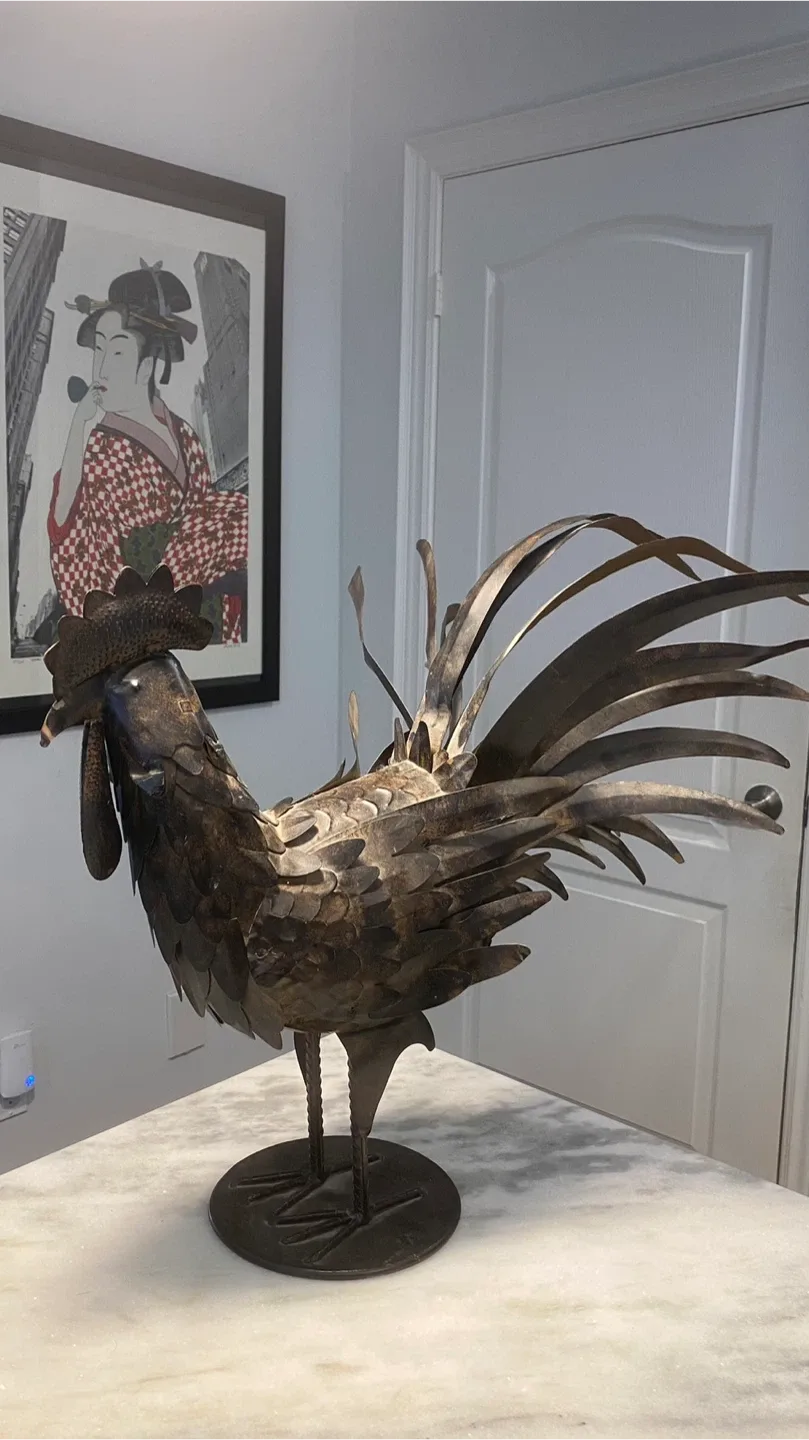 Rustic Metal Rooster Sculpture image indicator(2)