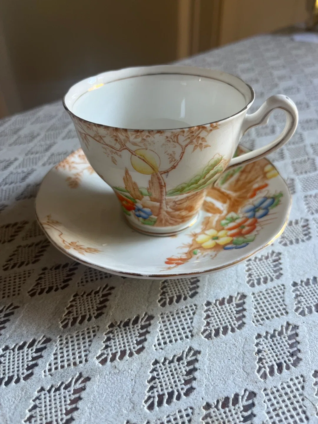 Royal Wyrk Bone China Tea Cup Set thumbnail