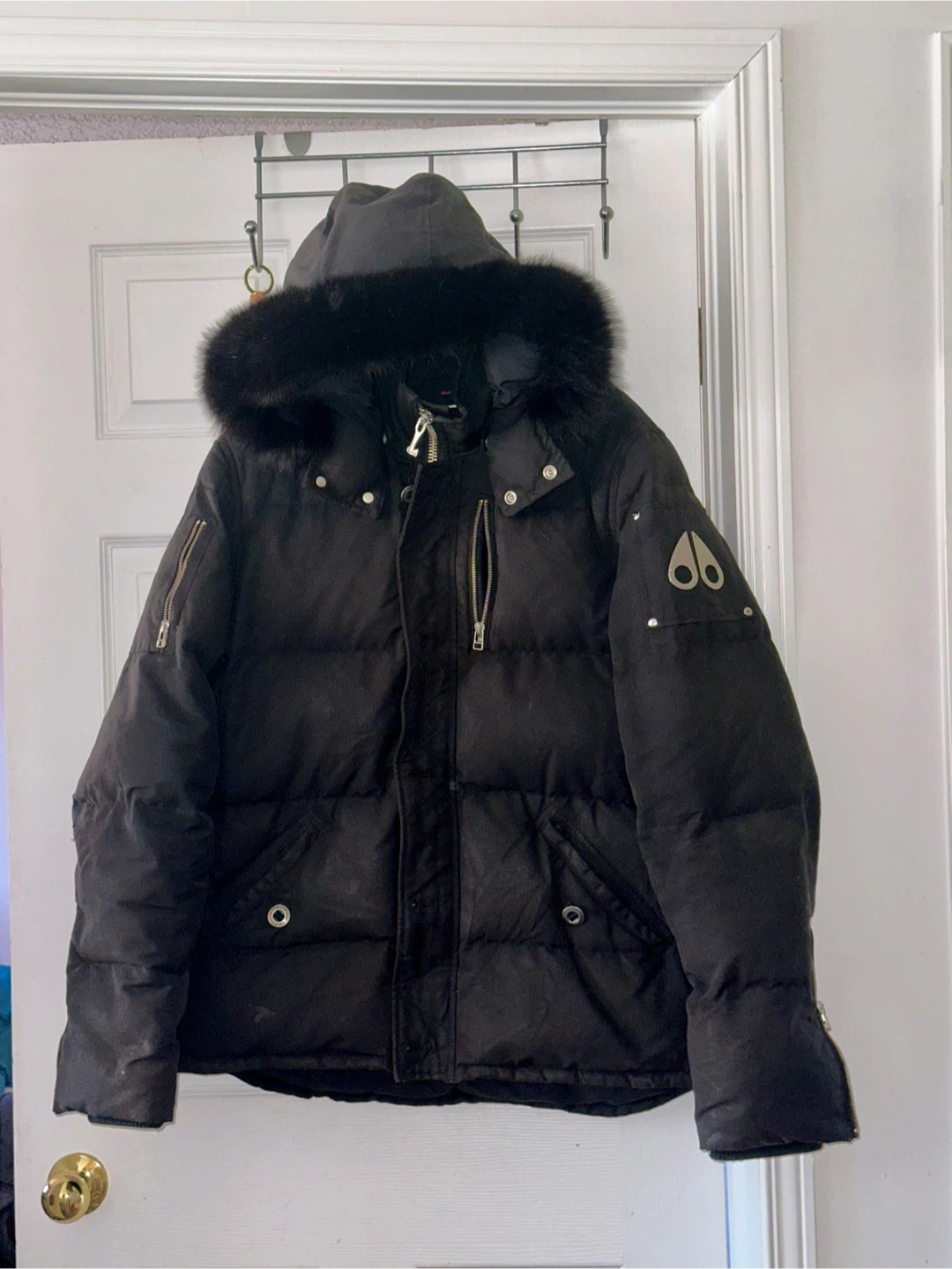 Moose Knuckles Black Down Parka - photo 2
