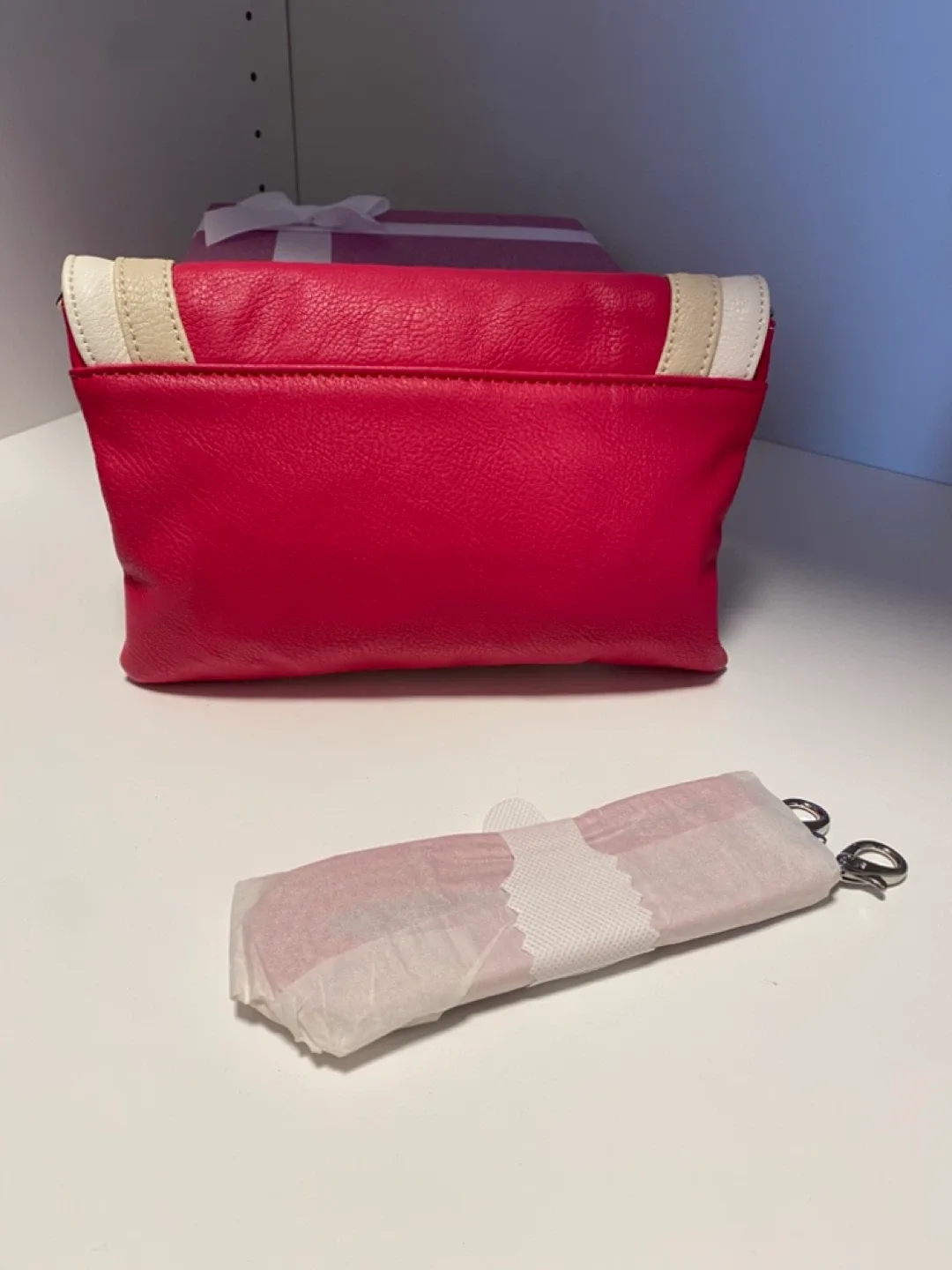 New GRACE ADELE Designer Pink Flower Clutch Bag image indicator(3)