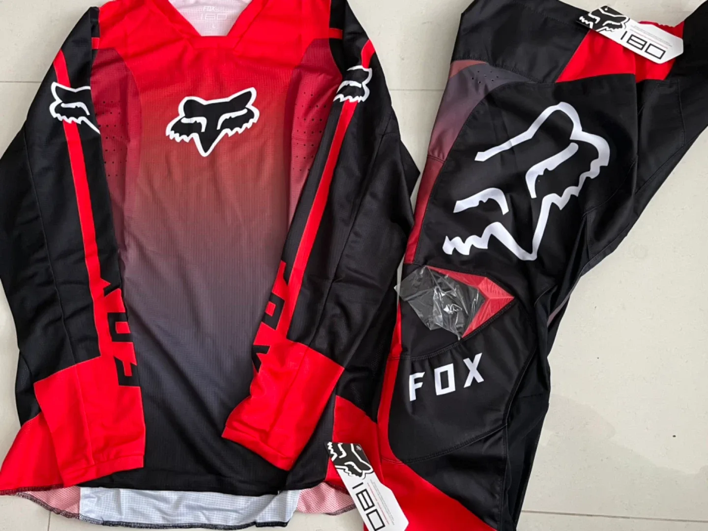 Fox Series 180 Mx pants and jersey - brand new image indicator(4)