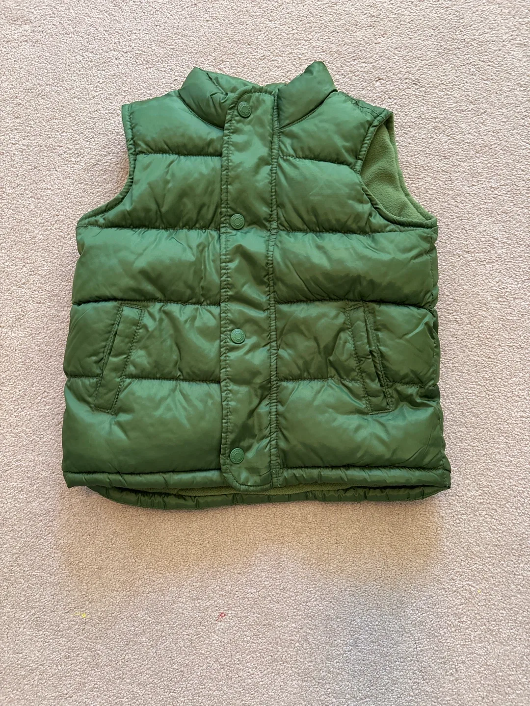Old Navy Green Puffer Vest Size 4T image indicator(2)