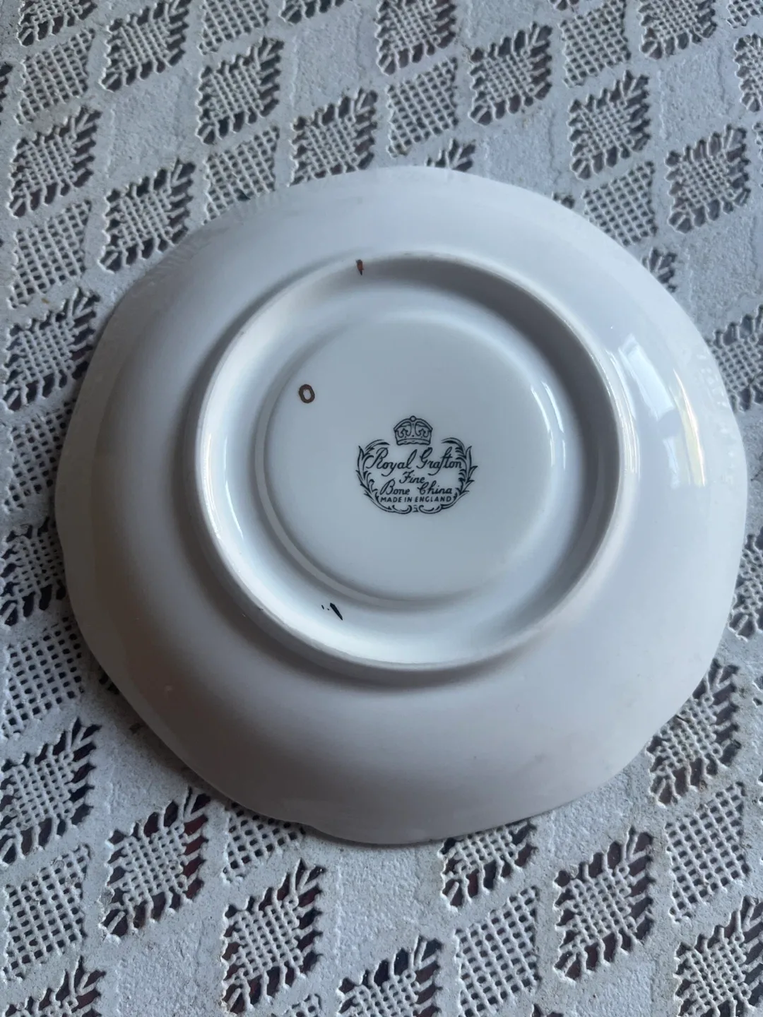 Royal Grafton Fine Bone China Saucer image indicator(2)