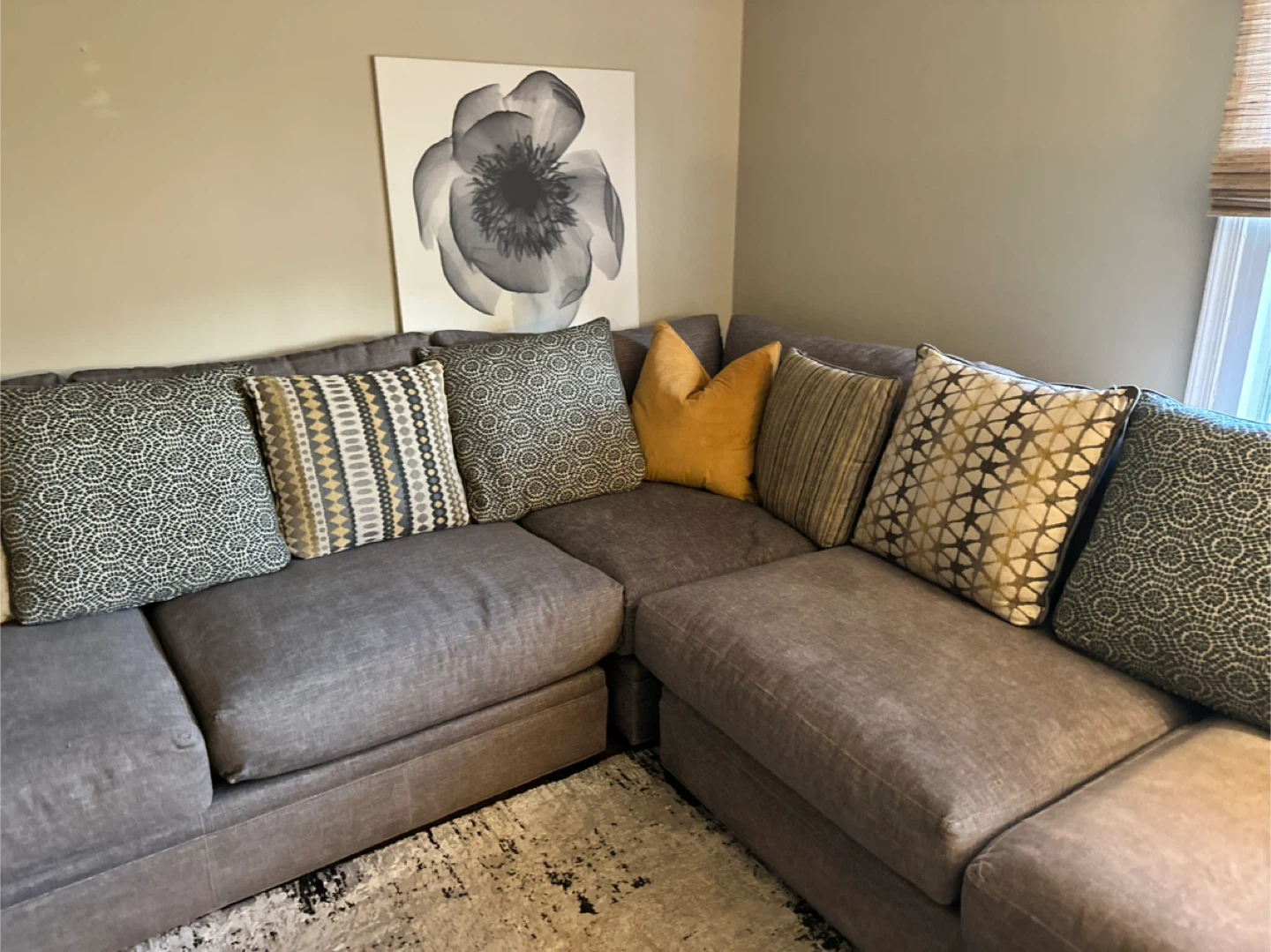 Raymour and Flanagan Gray Sectional Sofa - photo 5