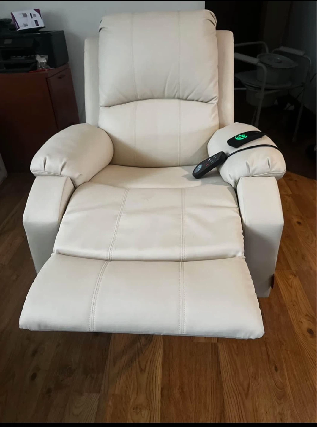Cream Electric Powerlift Recliner Chair - photo 2