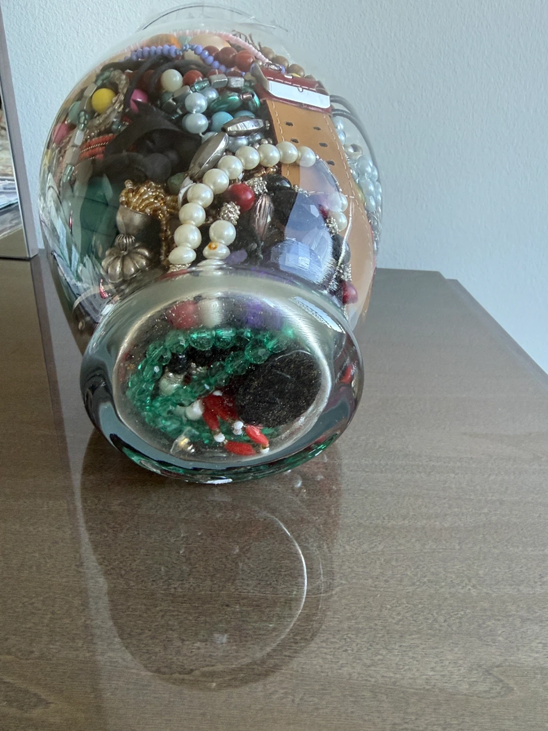 Vase Full of Jewellery - photo 4