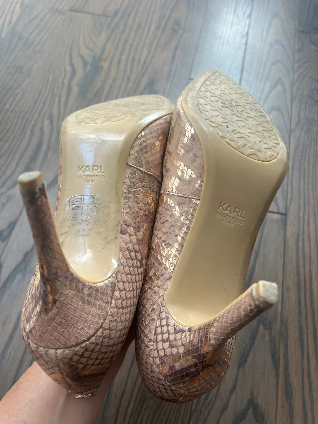 Karl Lagerfeld Paris Snakeskin Heels image indicator(5)