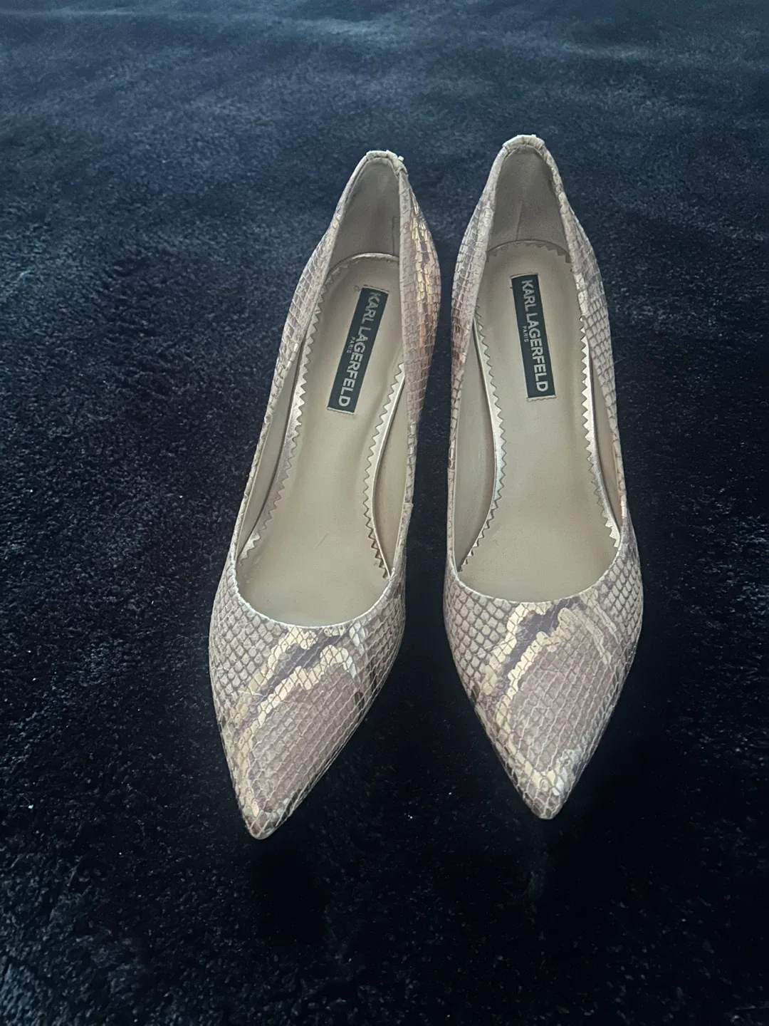 Karl Lagerfeld Paris Snakeskin Heels image indicator(7)