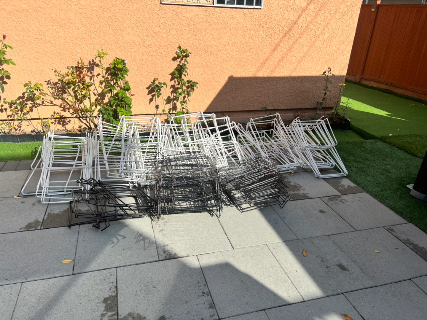 Free metal display cases or recycled for cash - photo 3