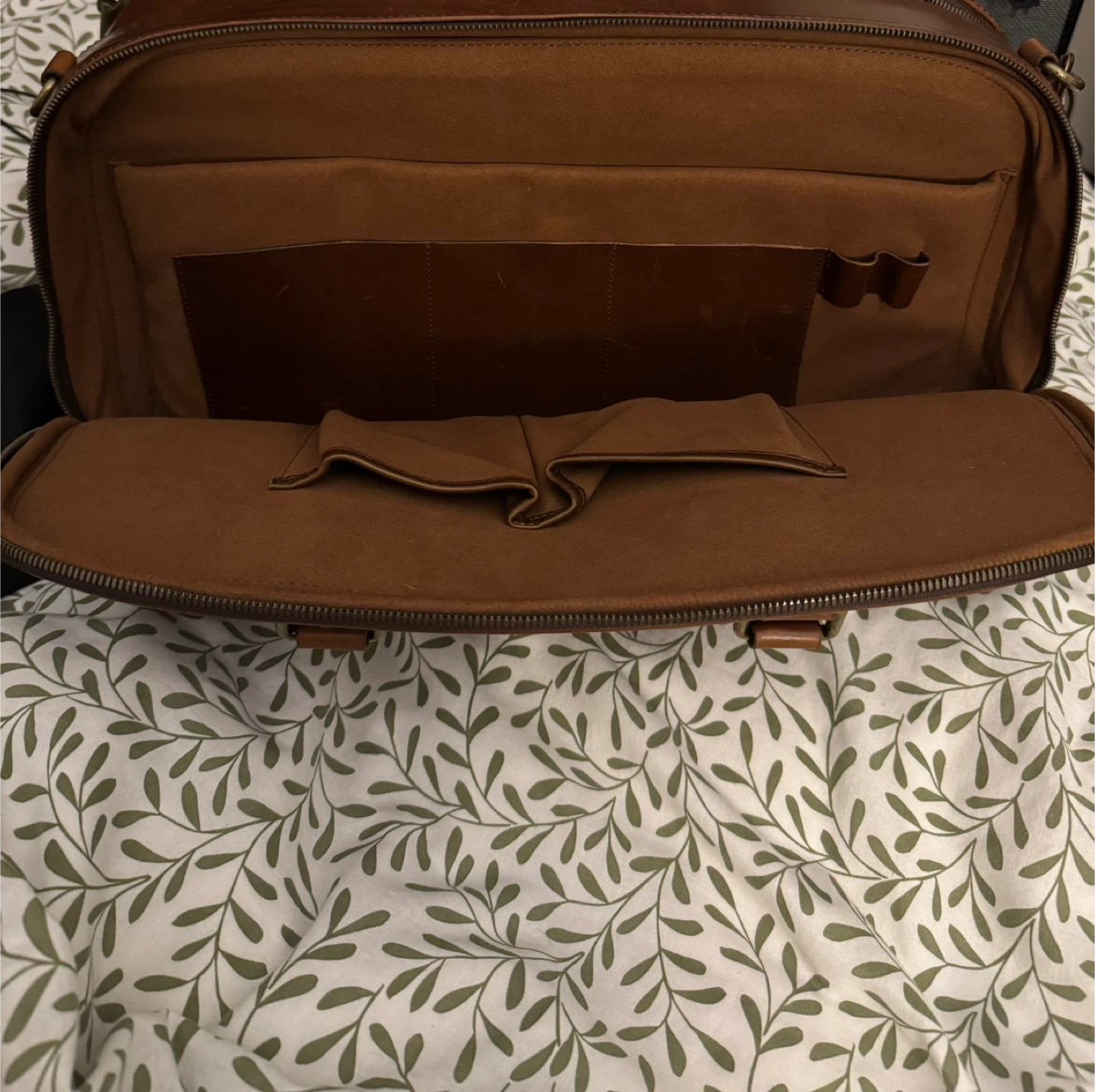Leather weekender: Satchel And Page weekender carry all bag - photo 3