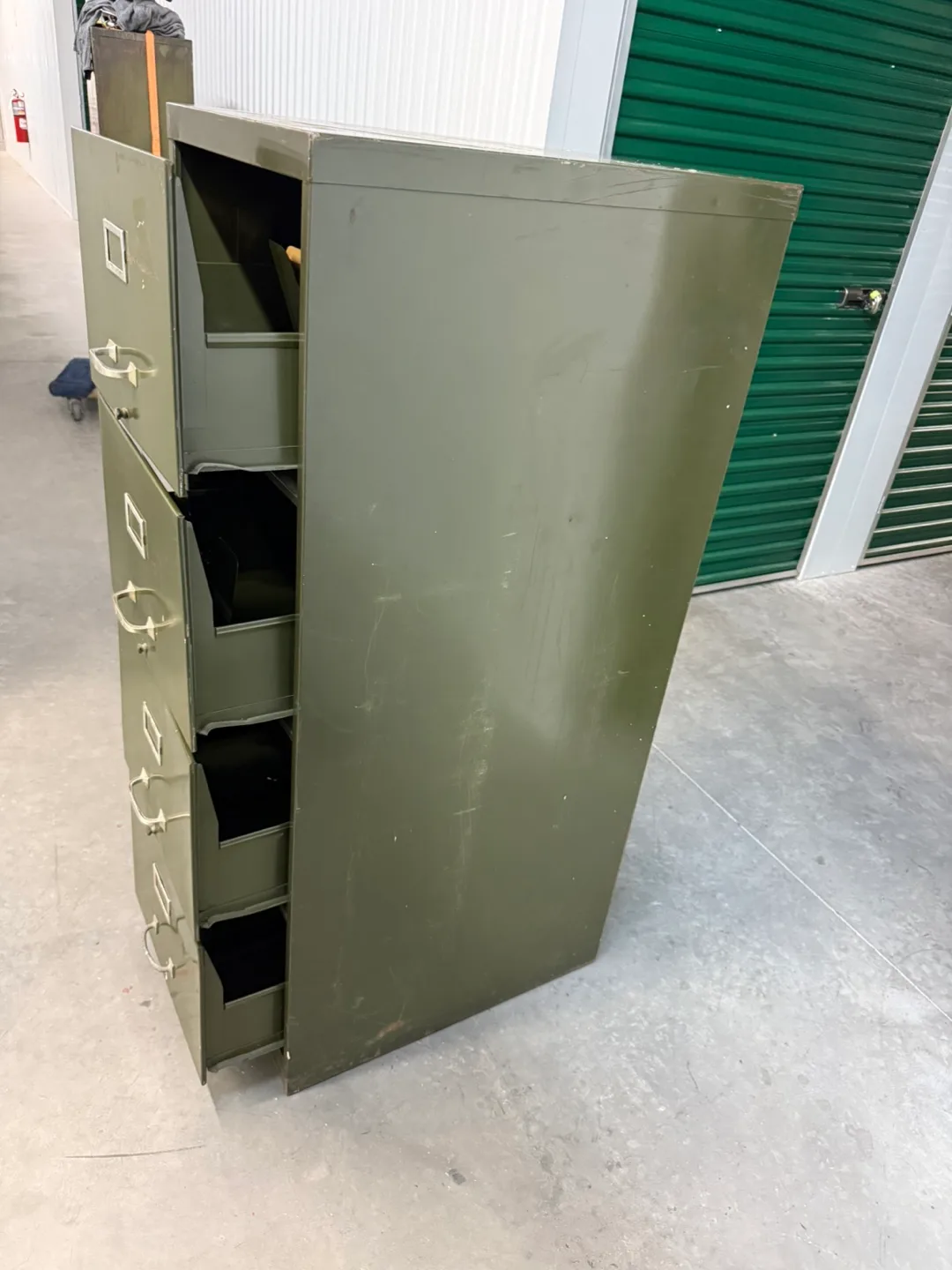 Olive Green 4-Drawer Metal Filing Cabinet image indicator(7)