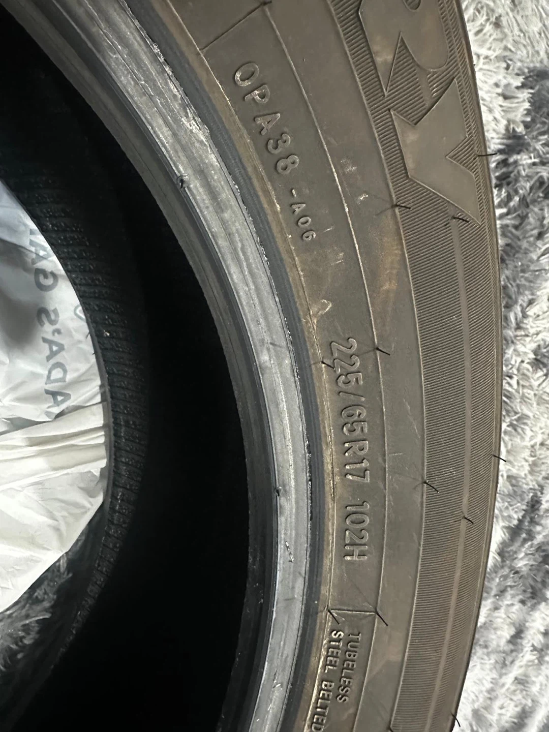 Toyota tires 225 /65R17 102H - photo 2