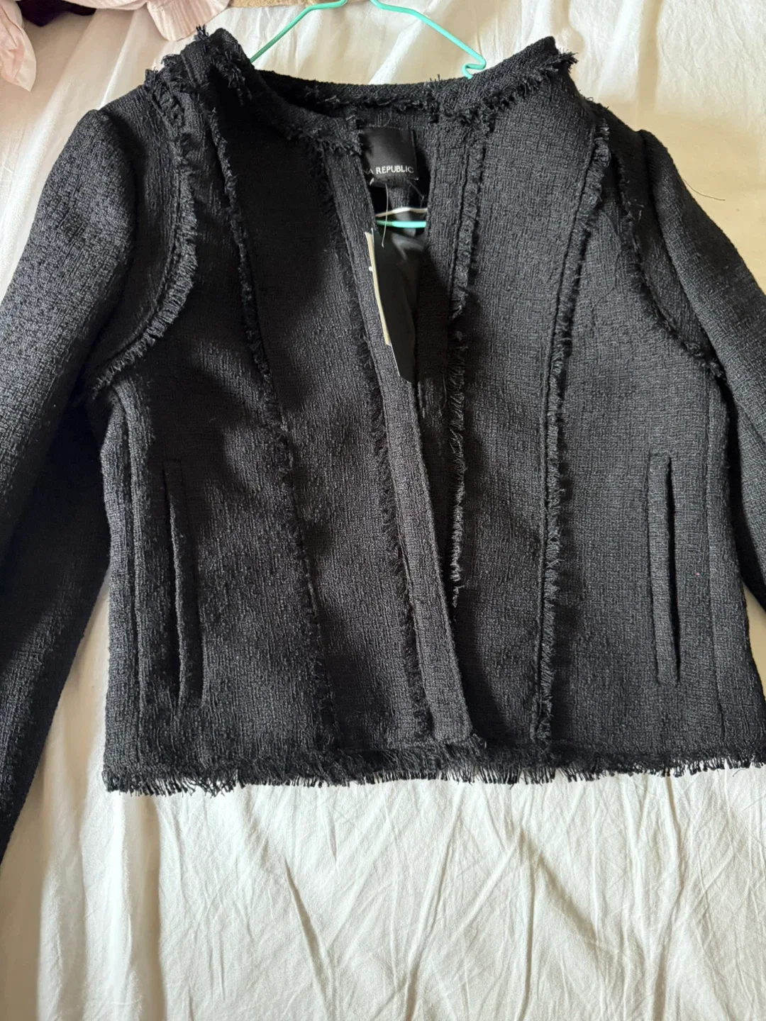 Banana Republic Black Jacket - Size 2 brand new image indicator(6)