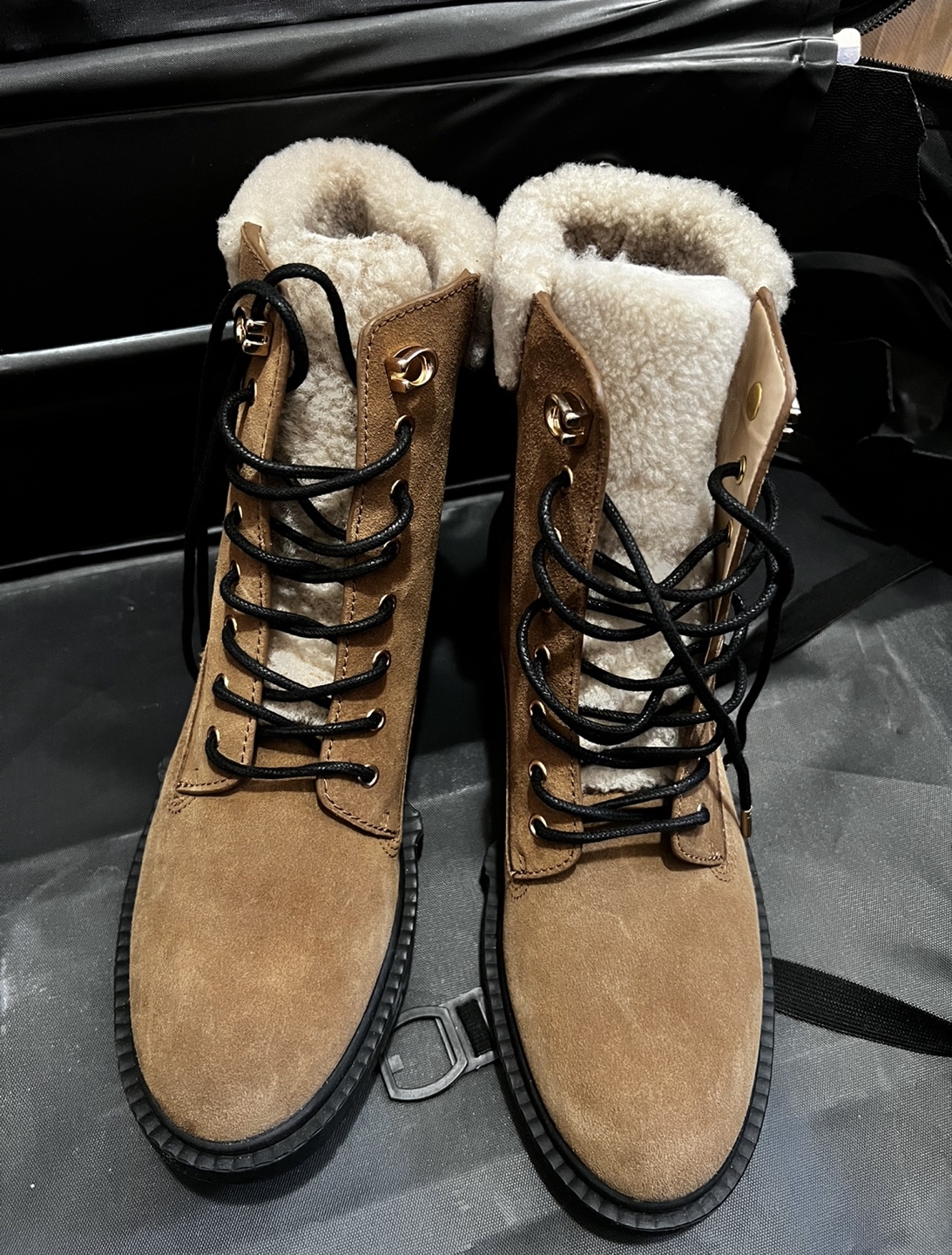 Brand New-Coach C5916 Shearling Lined Boots - Size 8.5