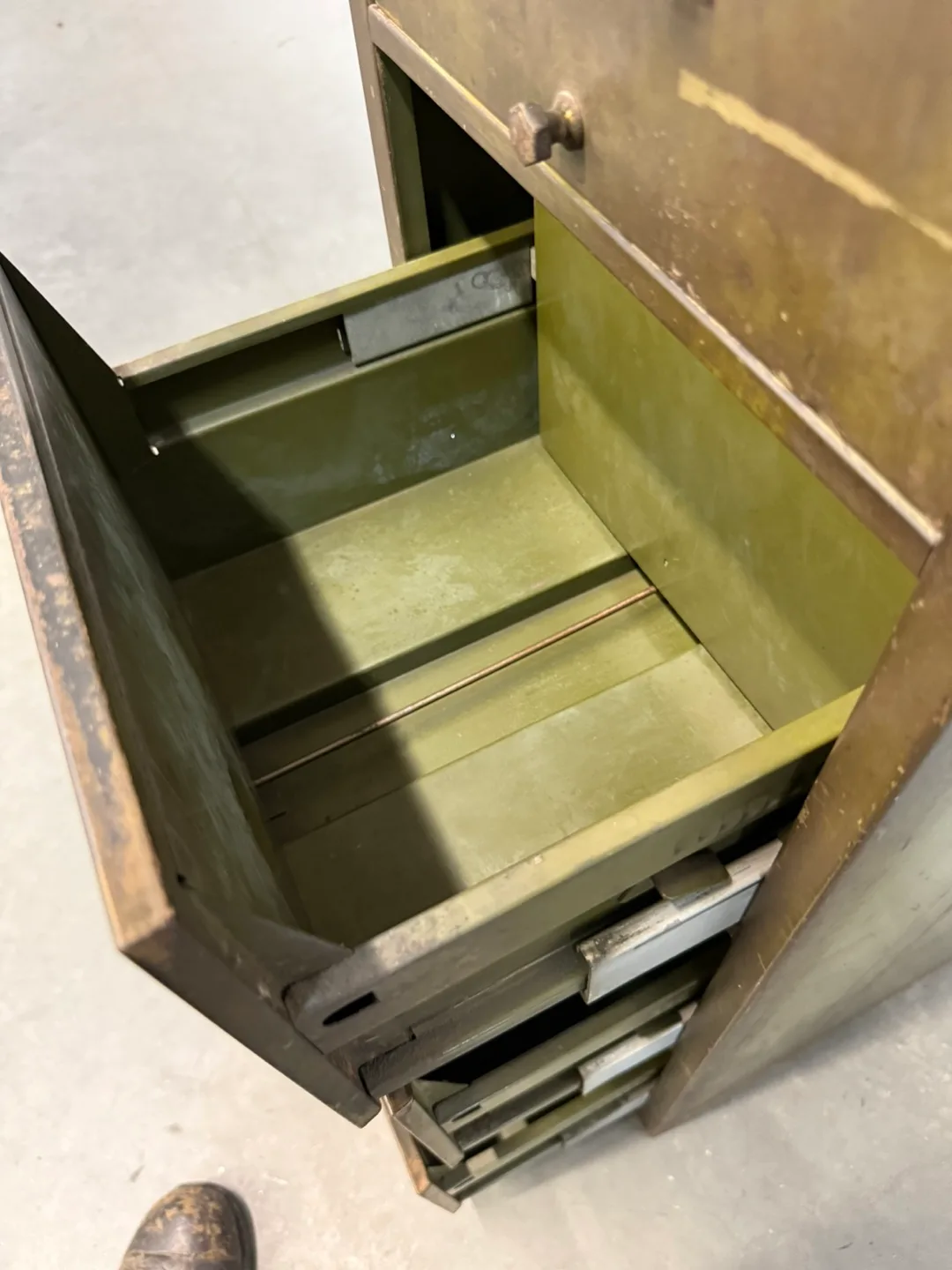 Clark & Gibby Inc. Vintage Metal Filing Cabinet image indicator(9)