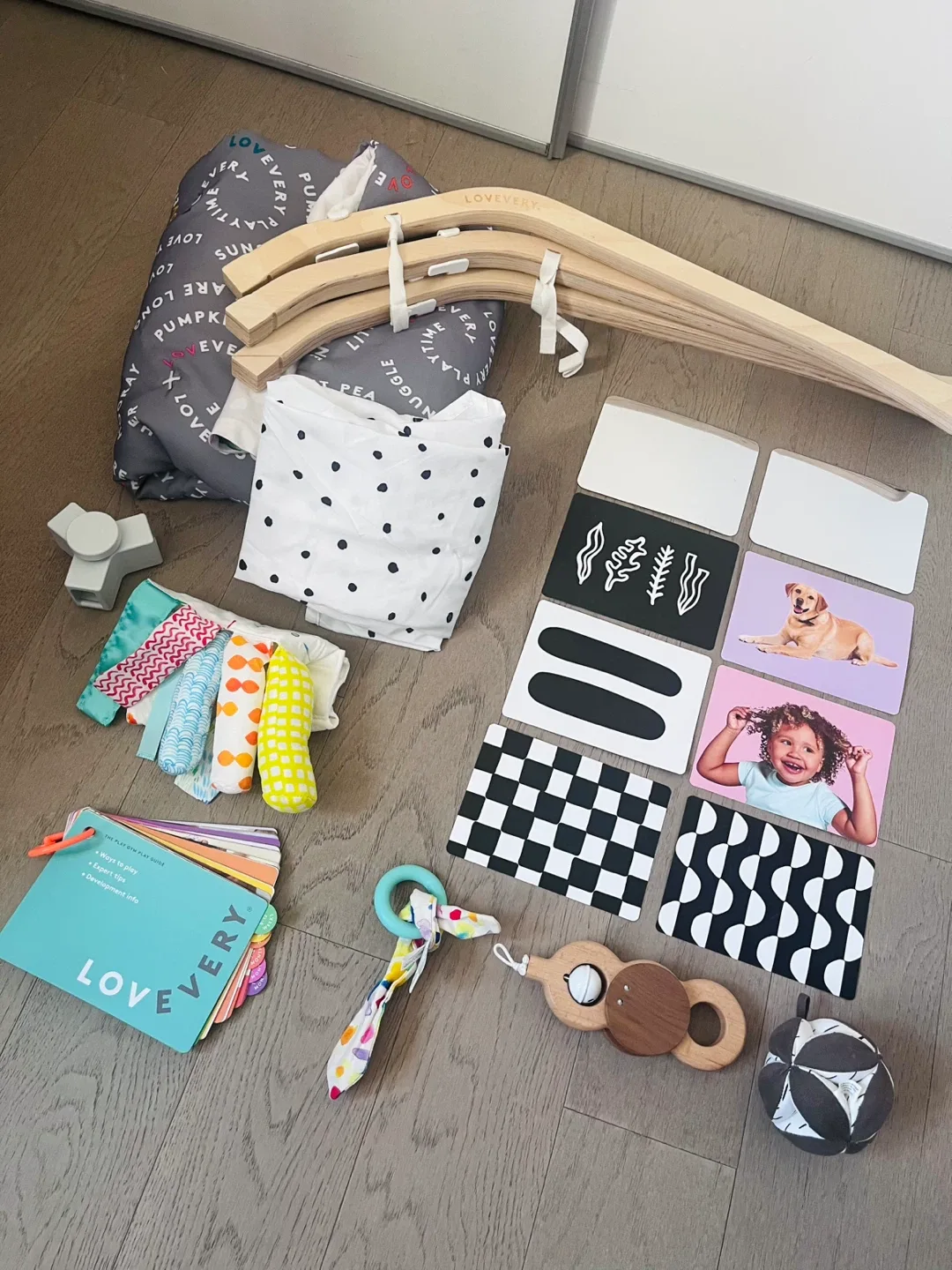 LOVEVERY Montessori Play Gym with Accessories image indicator(8)