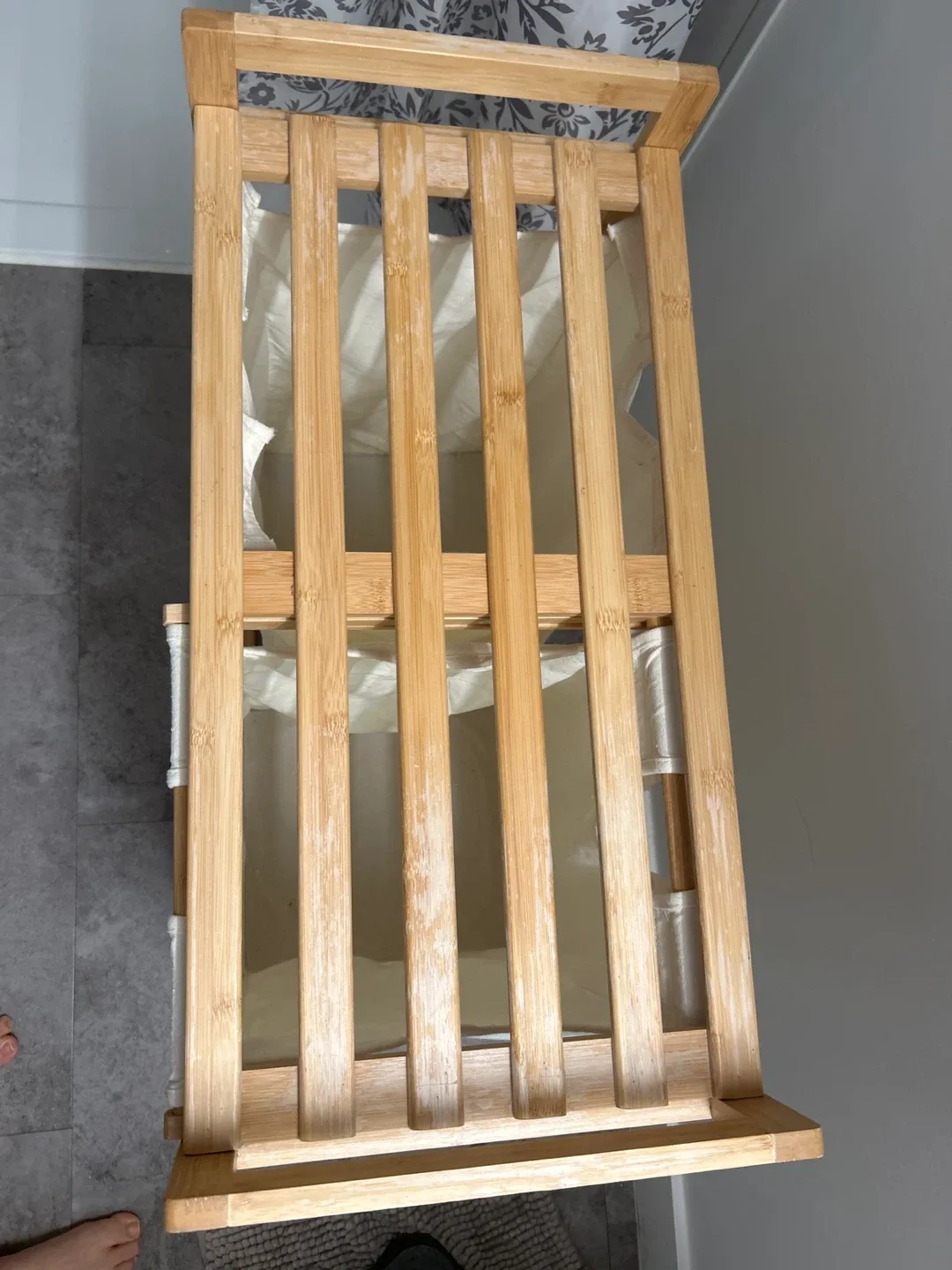 Bamboo Laundry Hamper Sorter Basket image indicator(9)