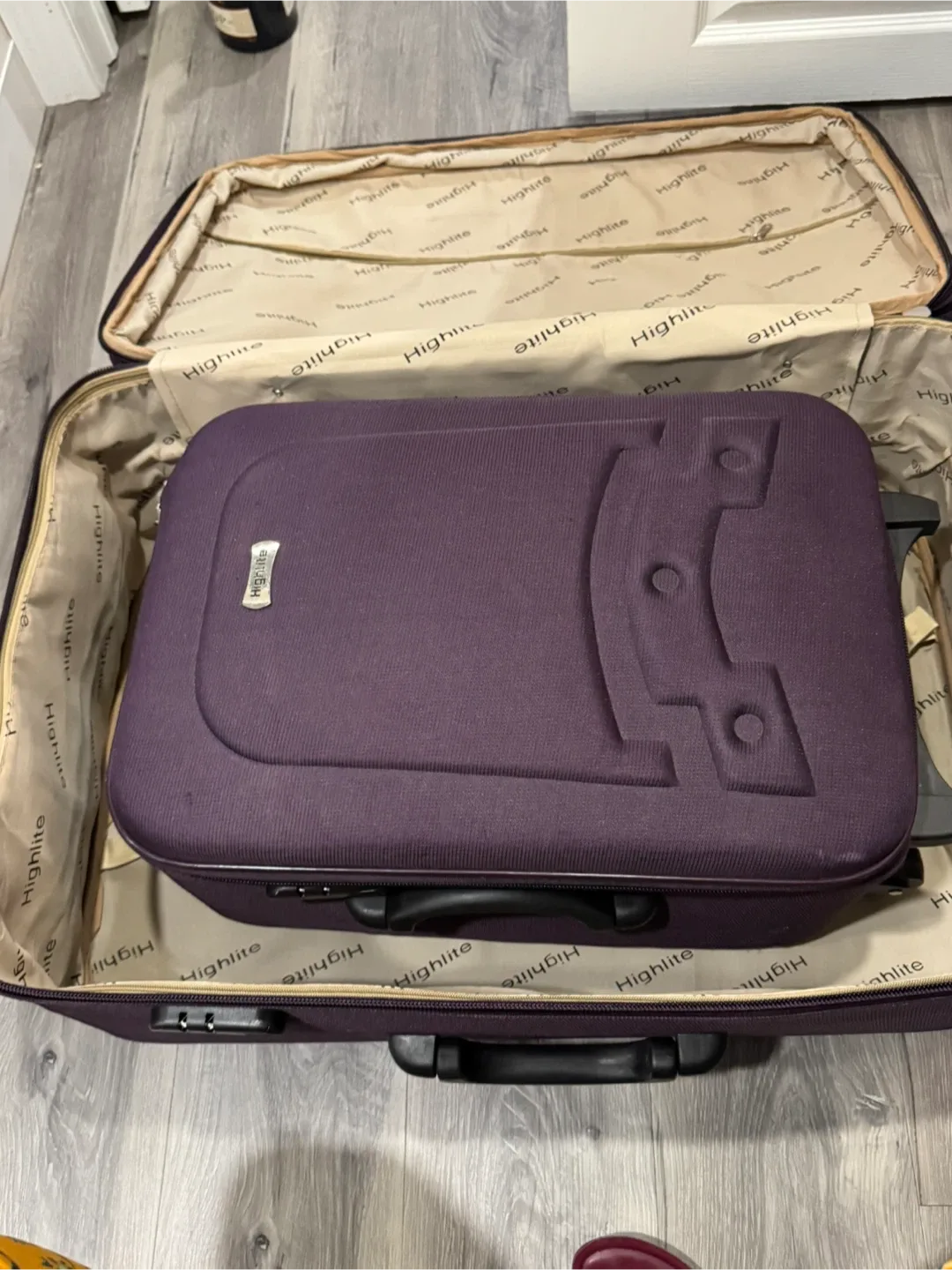 Highlite Purple Suitcase image indicator(2)