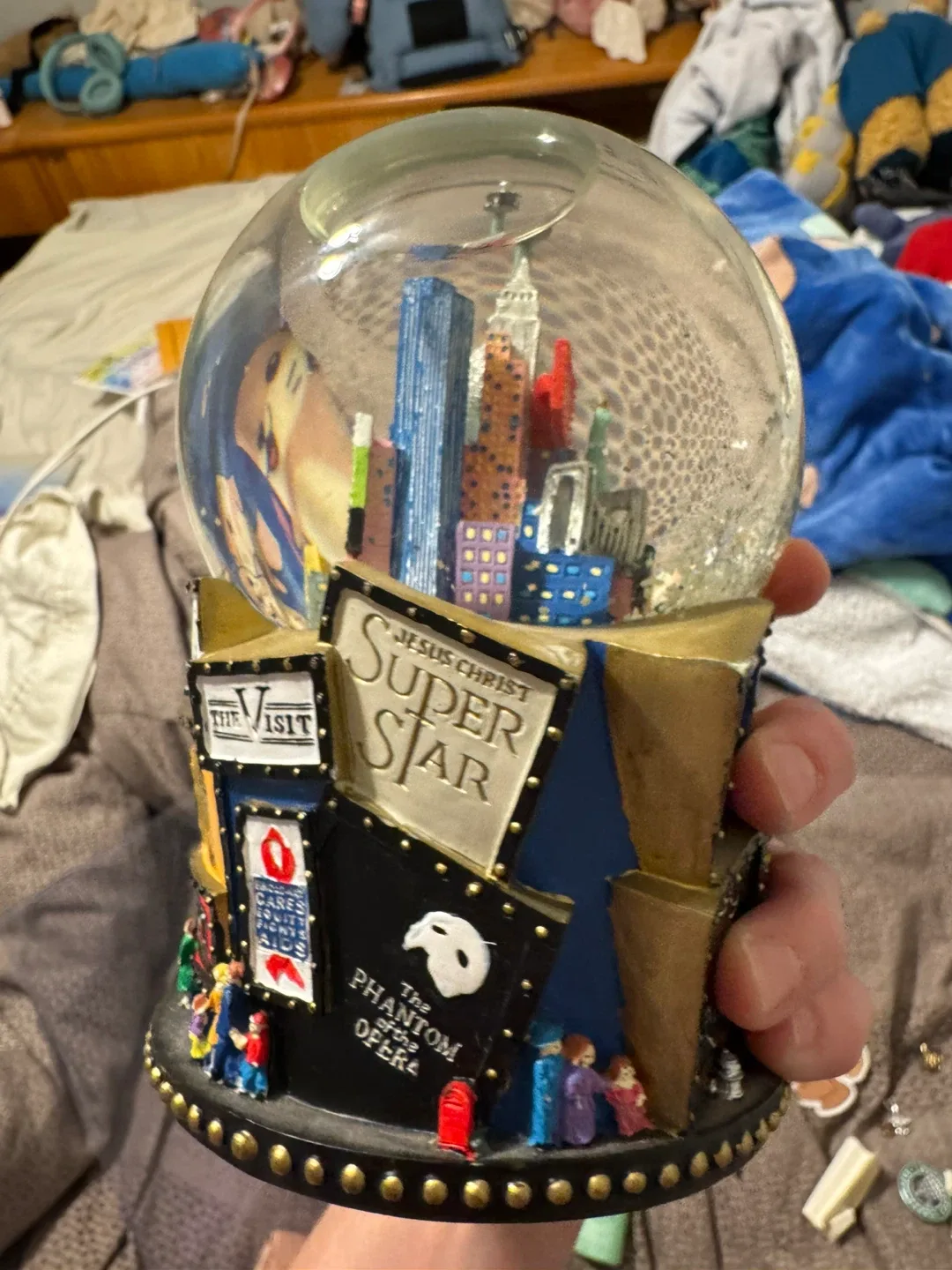 🧡Broadway Musical Snow Globe image indicator(2)