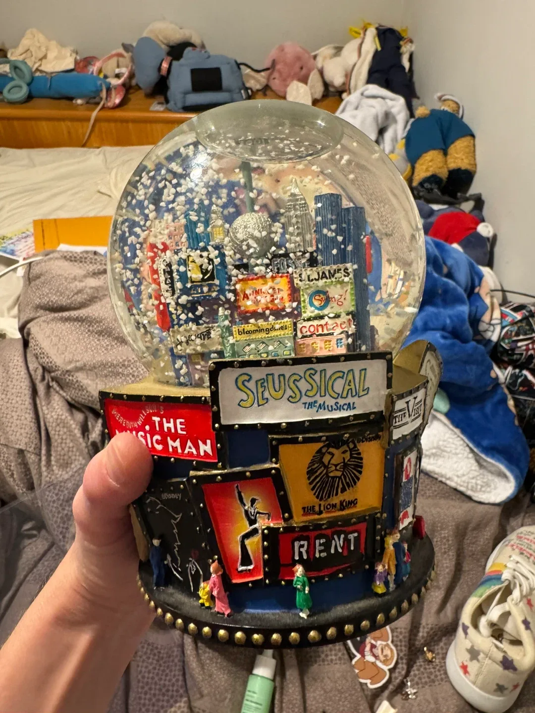 🧡Broadway Musical Snow Globe image indicator(4)