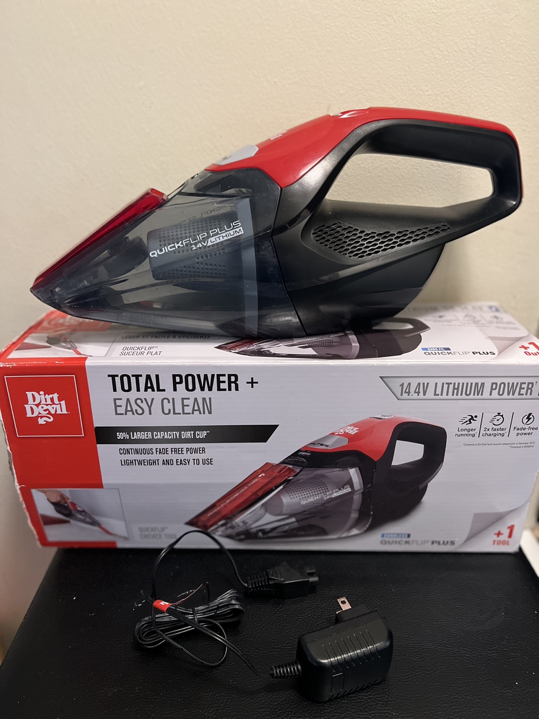 Dirt Devil QuickFlip Plus 14.4V Handheld Vacuum - Like New!