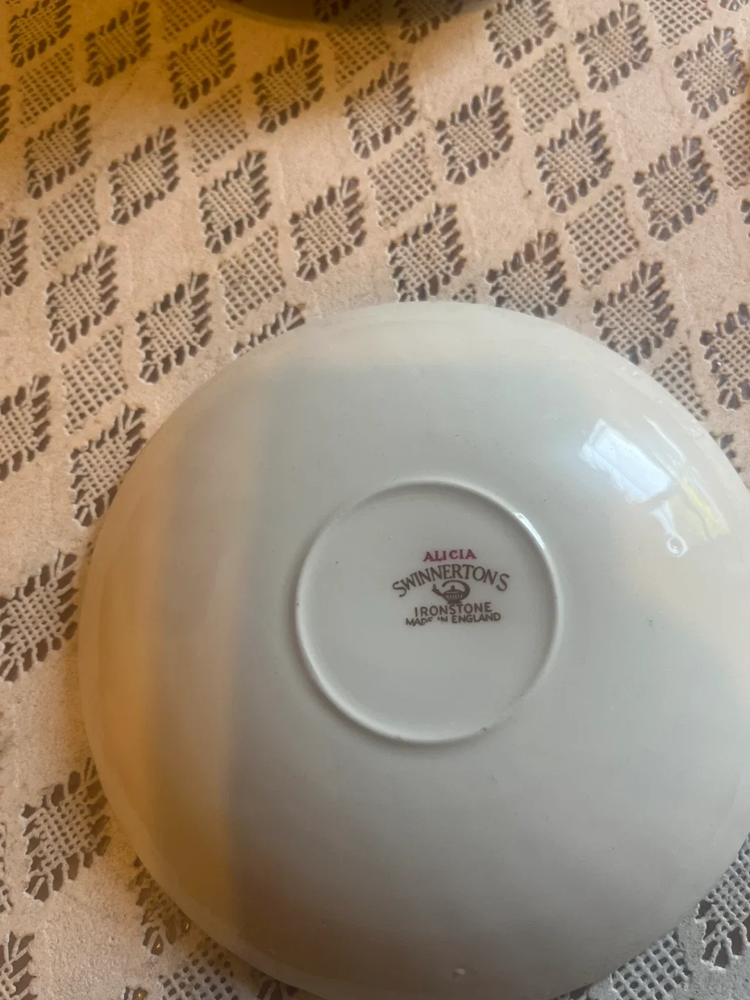 Swinnertons 'Alicia' Tea Cup & Saucer Set image indicator(3)