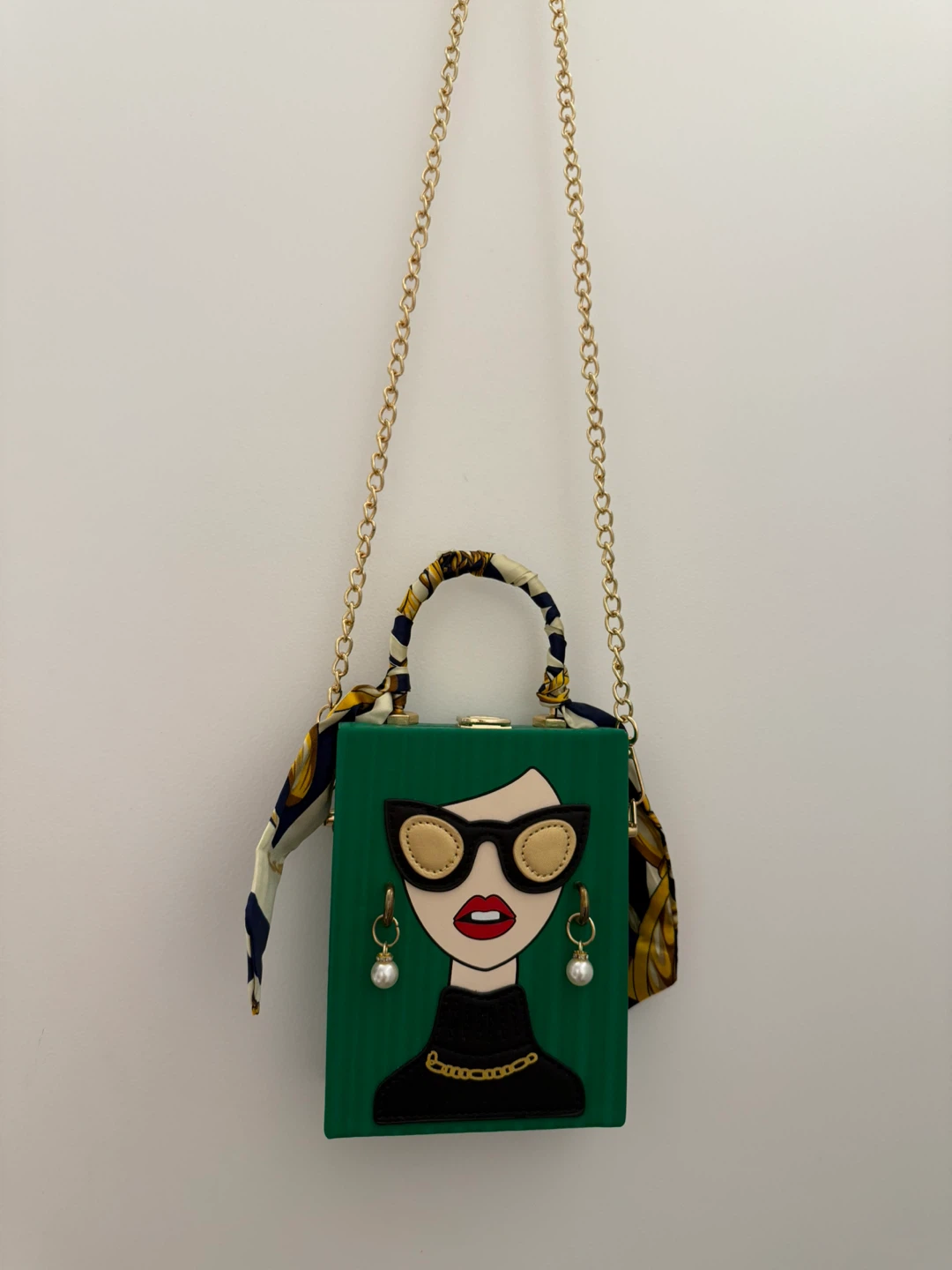 Green Bag with Chain Strap - photo 2