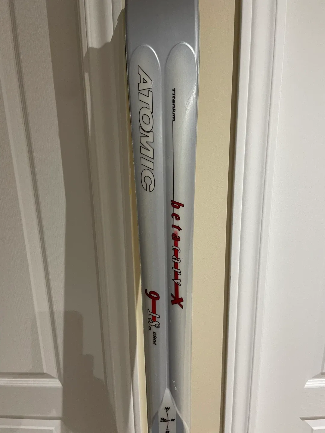 Skis for Ice Fishing image indicator(2)