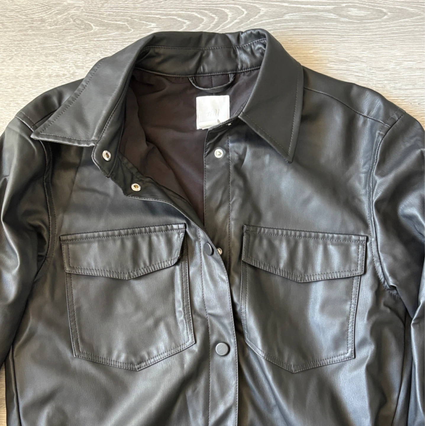 H&M Black Faux Leather Shirt Jacket - photo 3