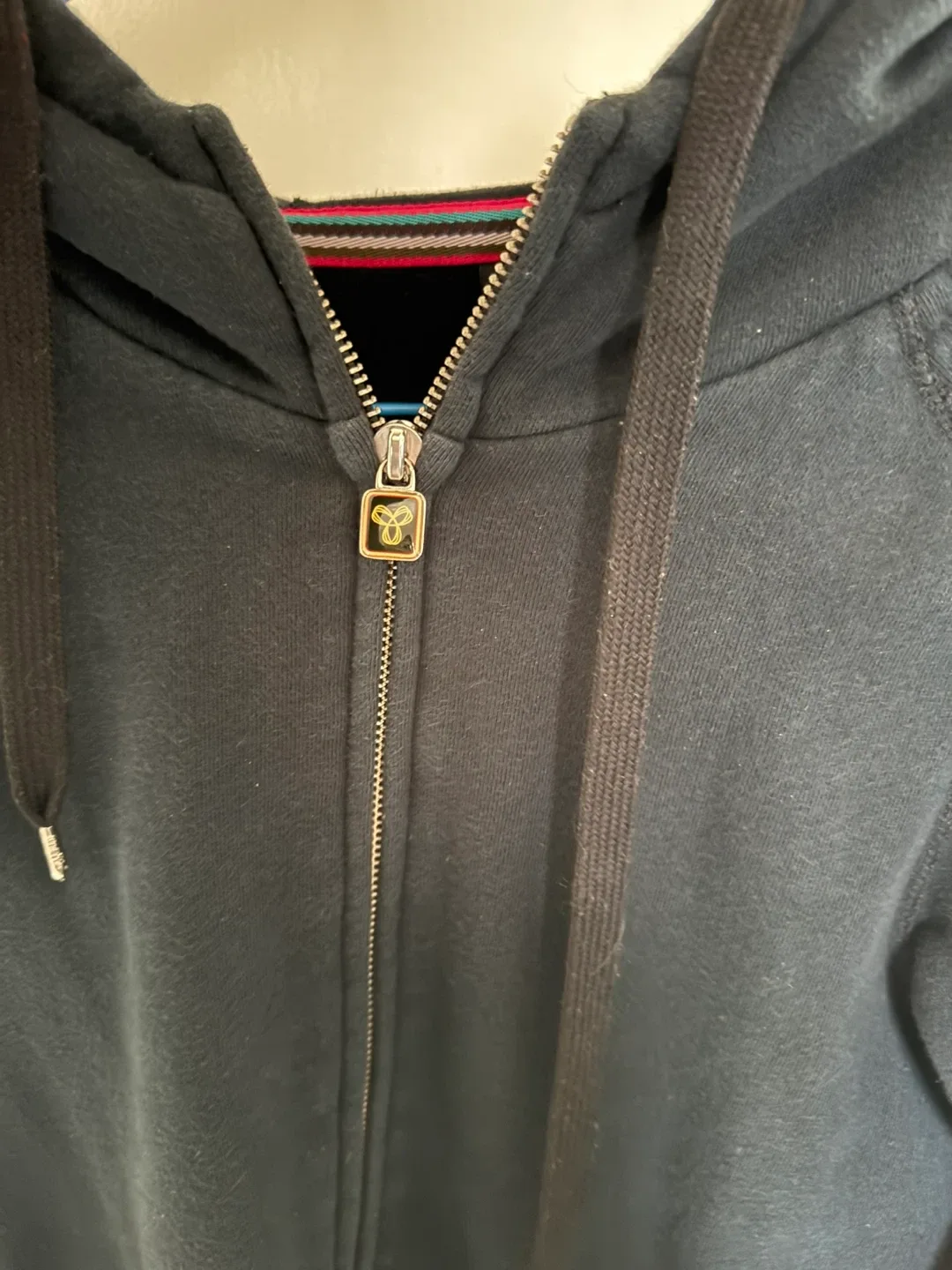 TNA Black Zip-Up Hoodie - Size XS image indicator(6)