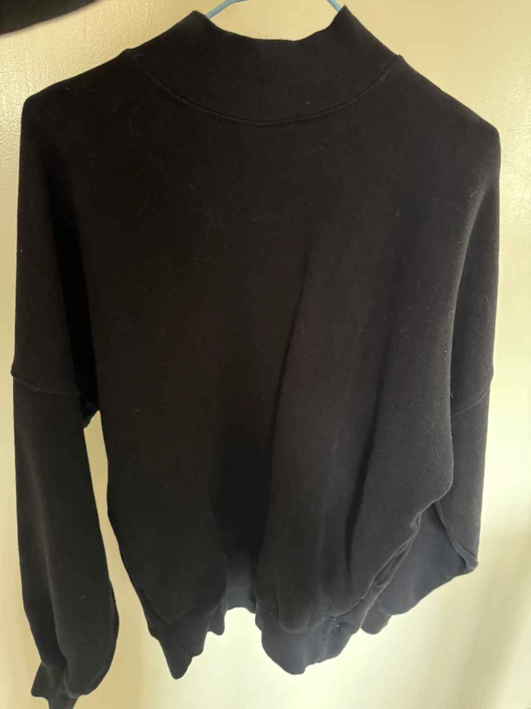 TNA Black Sweatshirt Size 1
