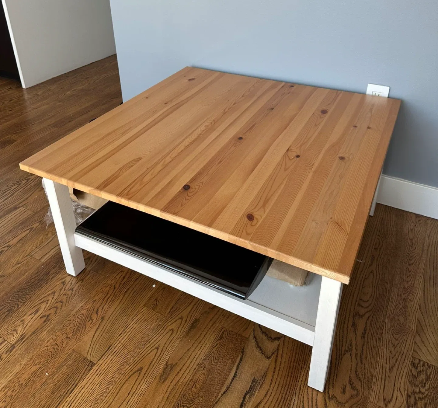 Coffee Table thumbnail