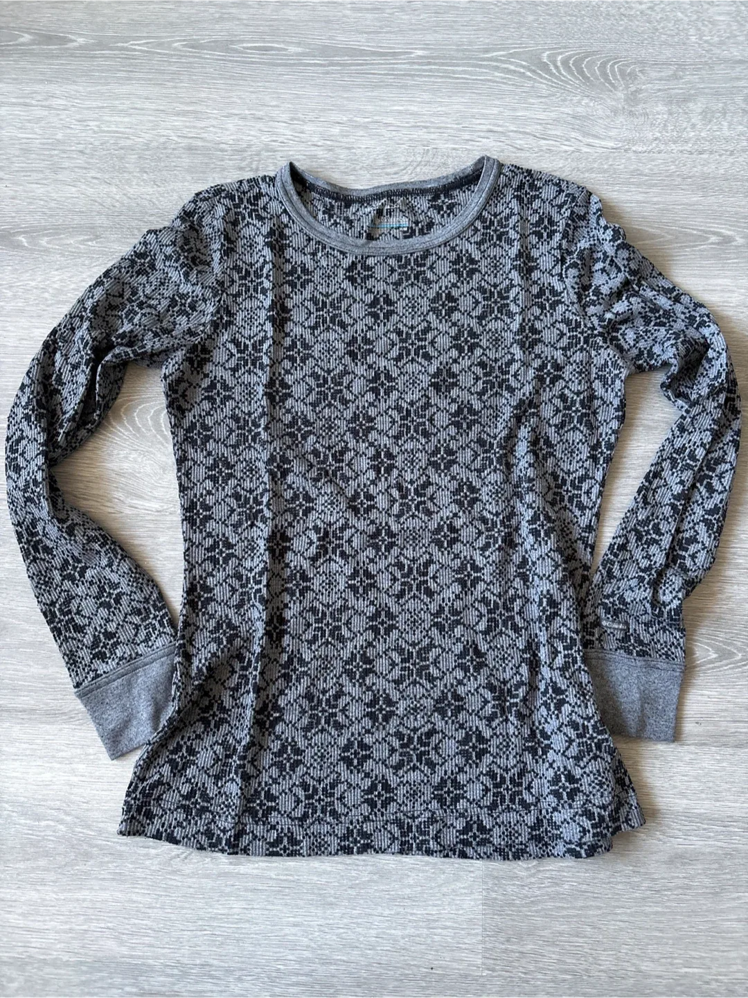 Columbia Long Sleeve Top - Size M thumbnail