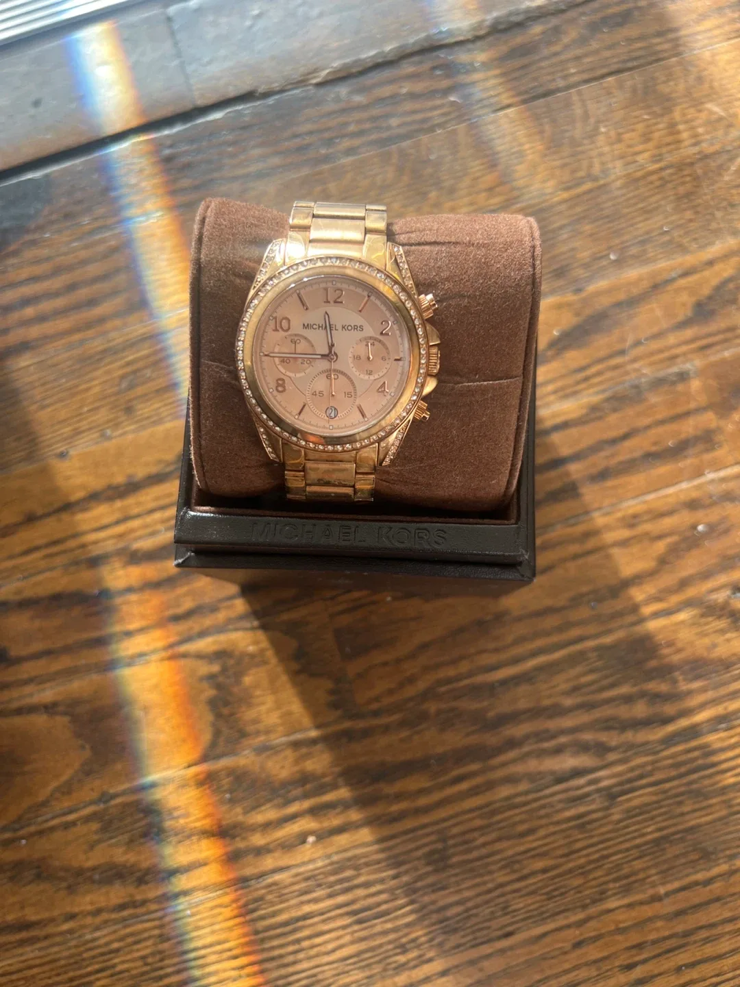 Michael Kors Rose Gold Watch image indicator(2)