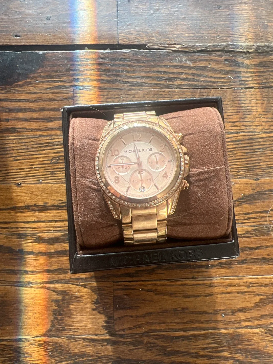 Michael Kors Rose Gold Watch thumbnail