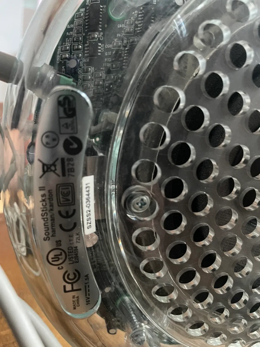 Harman Kardon SoundSticks II Speakers image indicator(6)