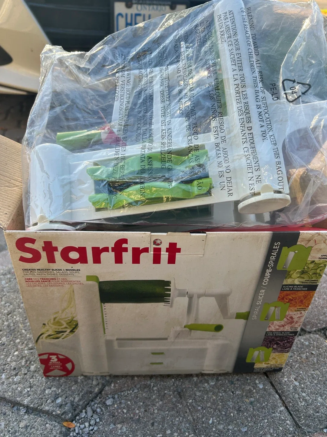 Starfrit Spiral Slicer/Coupe-Spirales thumbnail