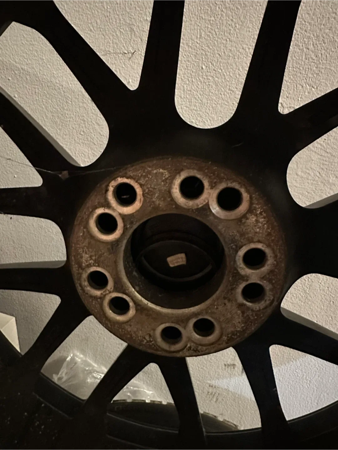 Four Rims with Winter Tires - 225/45R18 image indicator(4)