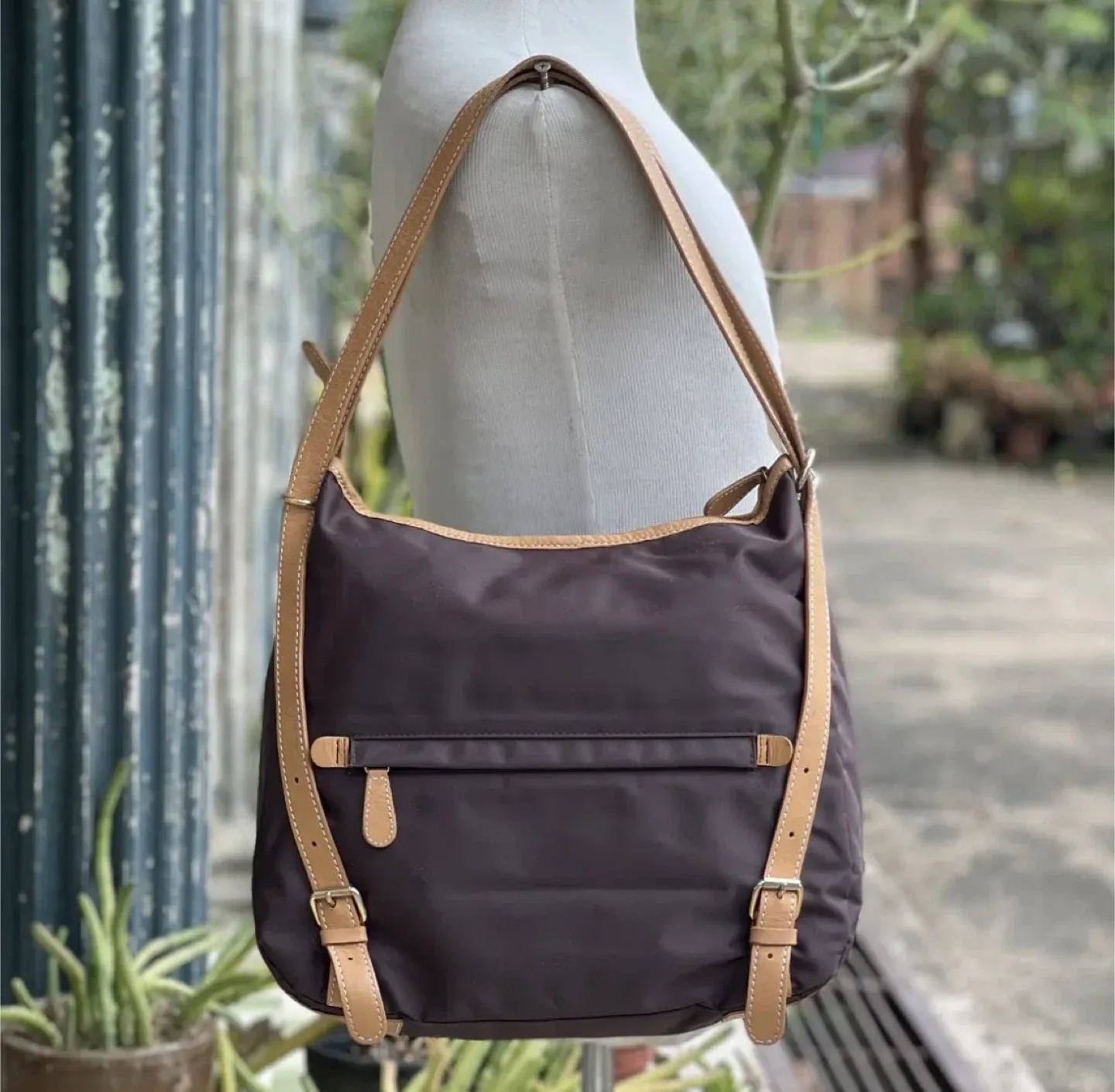 R Shoulder Bag Brown image indicator(3)